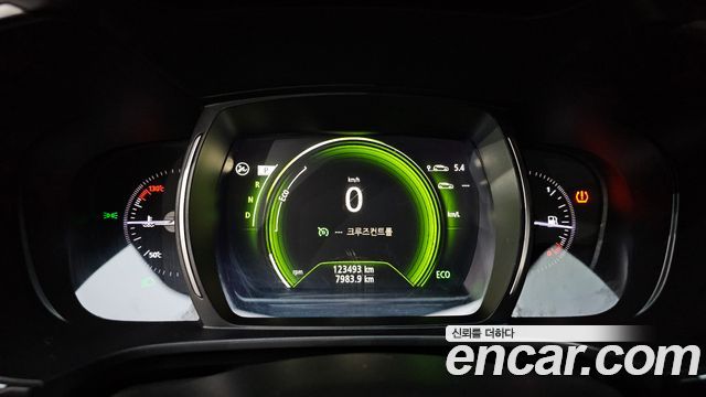Renault Korea QM6 2.0 LPe SE 2WD 2020 — фото 8