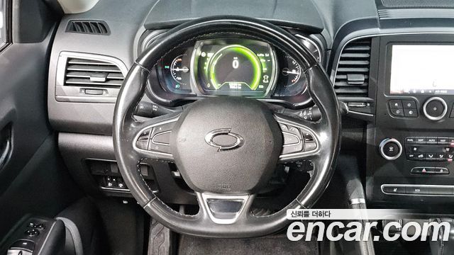 Renault Korea QM6 2.0 LPe SE 2WD 2020 — фото 11