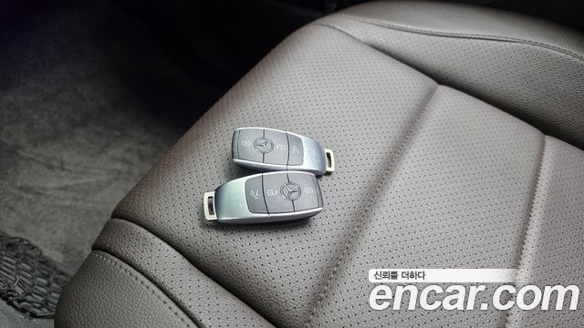 Mercedes-Benz GLE-Class (W167) GLE300d 4MATIC 2019 — фото 28