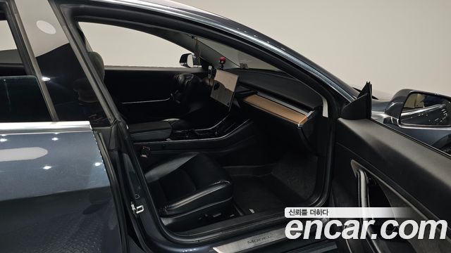 Tesla Model 3 Long Range AWD 2020 — фото 11