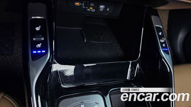 Kia Sorento (IV) HEV 1.6 2WD Noblesse 2025 — фото 16