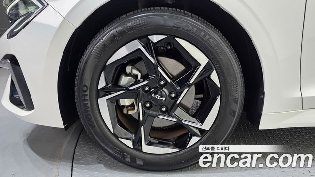 Kia K5 (III) 2.0 Prestige 2024 — фото 5
