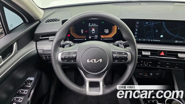 Kia K5 (III) 2.0 Prestige 2024 — фото 14