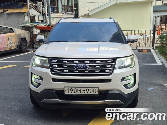 Ford Explorer 2.3 Limited 4WD 5th 2017 — фото 3