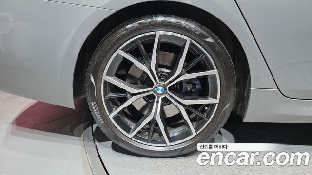 BMW 5 Series (G30) 530i xDrive M Sport Package 2022 — фото 5