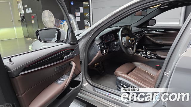 BMW 5 Series (G30) 530i xDrive M Sport Package 2022 — фото 10