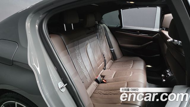 BMW 5 Series (G30) 530i xDrive M Sport Package 2022 — фото 11