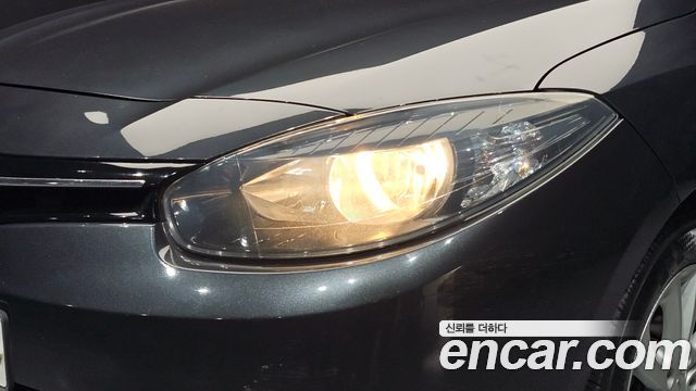 Renault Korea SM3 Neo SE 2015 — фото 22