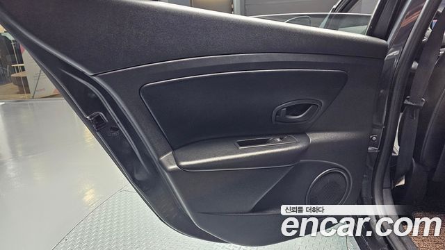 Renault Korea SM3 Neo SE 2015 — фото 25