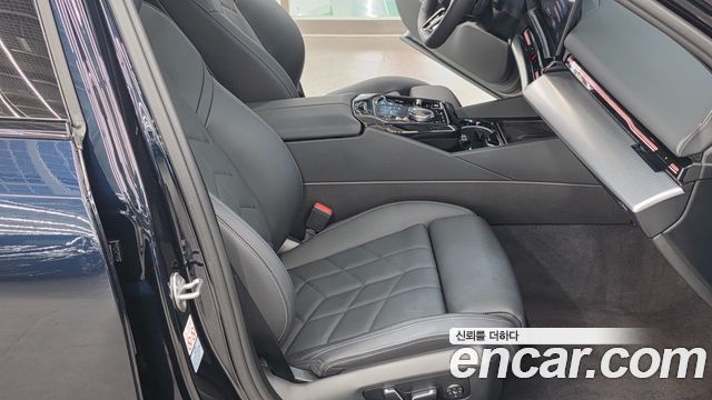 BMW 5 Series (G60) 520i M Sport 2024 — фото 16