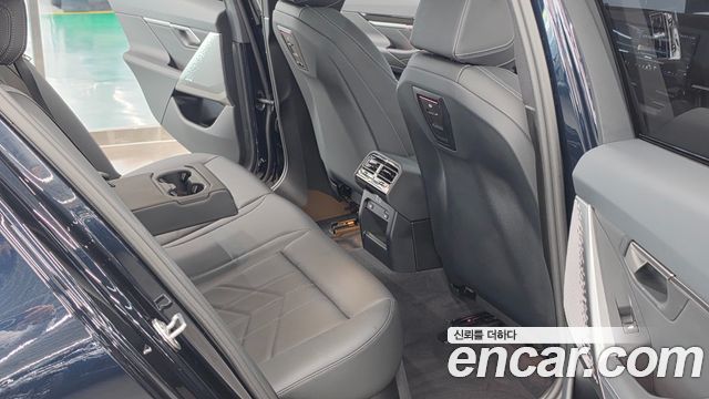 BMW 5 Series (G60) 520i M Sport 2024 — фото 17