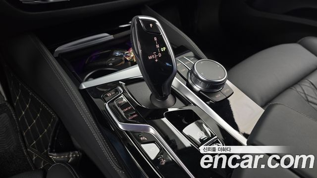 BMW 6 Series GT (G32) 630i xDrive M Sport 2023 — фото 9