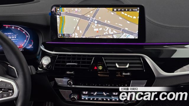 BMW 6 Series GT (G32) 630i xDrive M Sport 2023 — фото 12