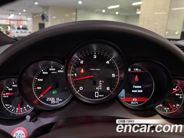 Porsche Cayenne 3.0 Diesel Platium Edition 958 2014 — фото 10