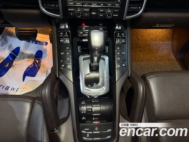 Porsche Cayenne 3.0 Diesel Platium Edition 958 2014 — фото 17