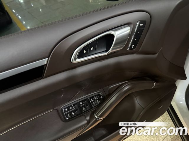 Porsche Cayenne 3.0 Diesel Platium Edition 958 2014 — фото 20
