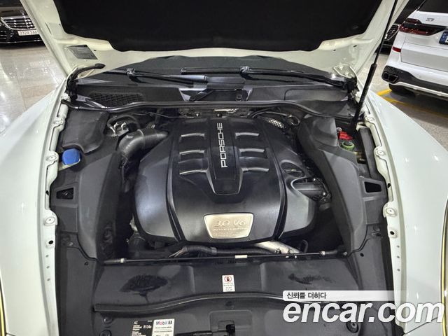 Porsche Cayenne 3.0 Diesel Platium Edition 958 2014 — фото 21