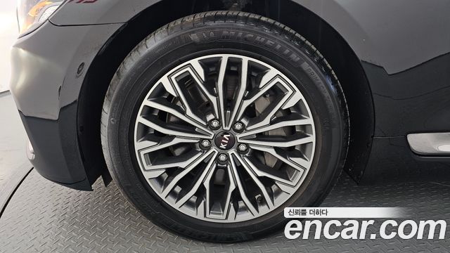 Kia K9 3.8 GDI AWD Platinum 2021 — фото 5