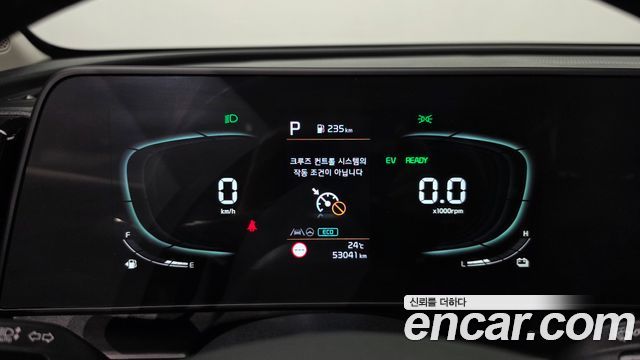 Kia Sportage Hybrid (V) Prestige 2023 — фото 8
