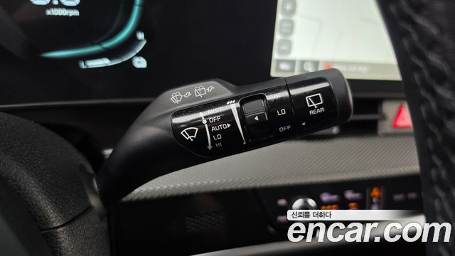 Kia Sportage Hybrid (V) Prestige 2023 — фото 20
