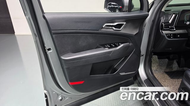 Kia Sportage Hybrid (V) Prestige 2023 — фото 24