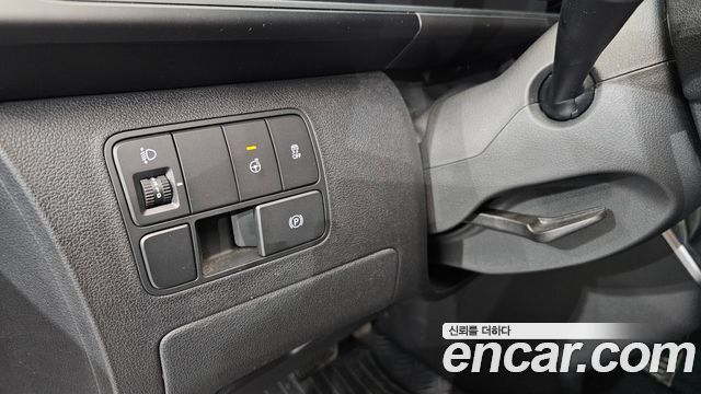 Hyundai Staria L3.5 Cargo 3-Seater Modern 2025 — фото 17
