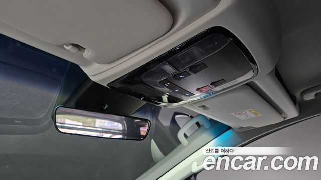 Hyundai Staria L3.5 Cargo 3-Seater Modern 2025 — фото 18