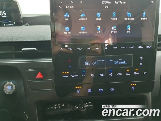 Hyundai Staria L3.5 Tourer 11-Seater Modern 2024 — фото 7