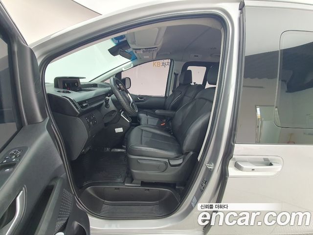 Hyundai Staria L3.5 Tourer 11-Seater Modern 2024 — фото 17