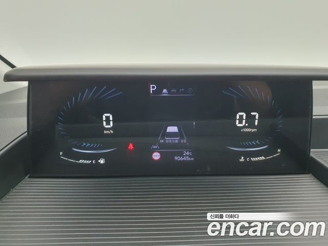 Hyundai Staria L3.5 Tourer 11-Seater Modern 2024 — фото 24