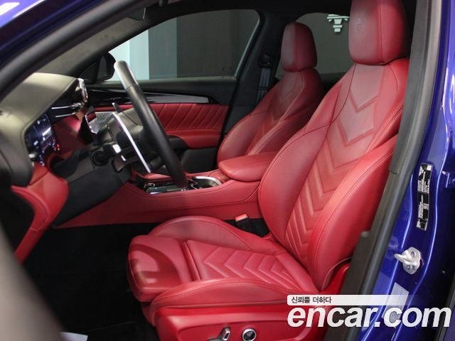 Maserati Grecale 2.0 AWD Modena 2024 — фото 15