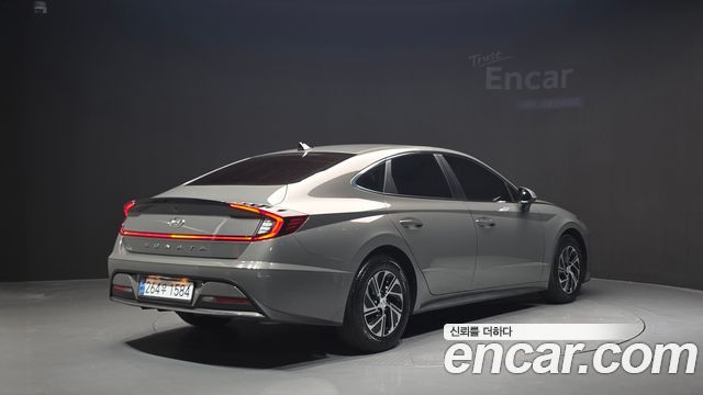 Hyundai Sonata Hybrid (DN8) Modern 2022 — фото 2