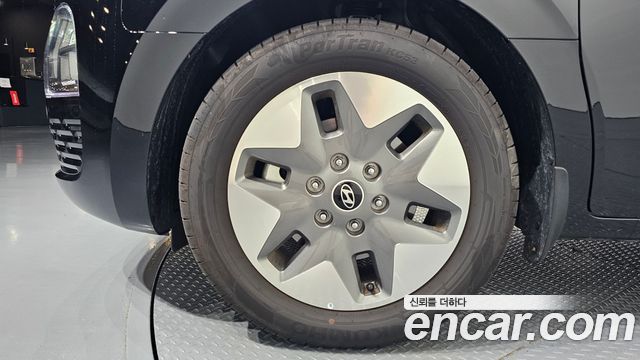 Hyundai Staria L3.5 Tourer 11-Seater Modern 2025 — фото 5