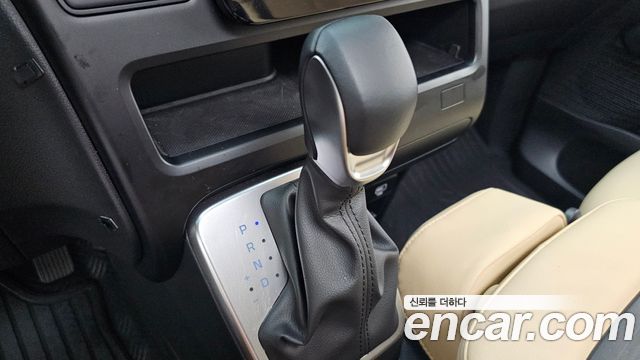Hyundai Staria L3.5 Tourer 11-Seater Modern 2025 — фото 9