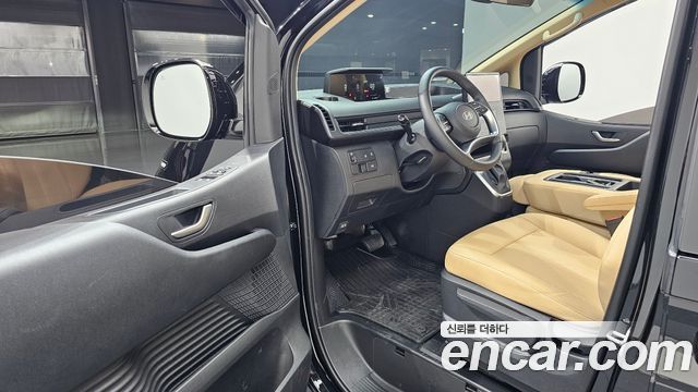 Hyundai Staria L3.5 Tourer 11-Seater Modern 2025 — фото 10