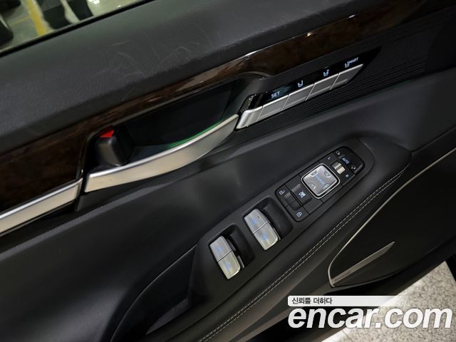 Genesis G90 3.8 AWD Premium Luxury 2020 — фото 22