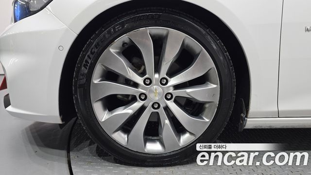 Chevrolet Malibu 2.0 Turbo LTZ Premium 2017 — фото 5