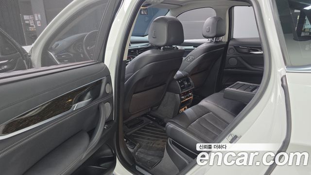 BMW X6 (F16) xDrive 30d 2017 — фото 11