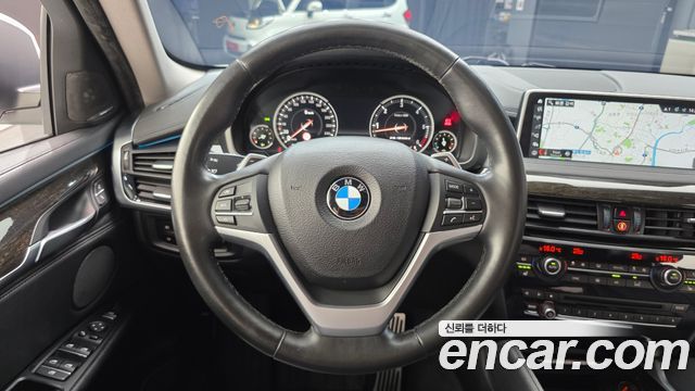 BMW X6 (F16) xDrive 30d 2017 — фото 12