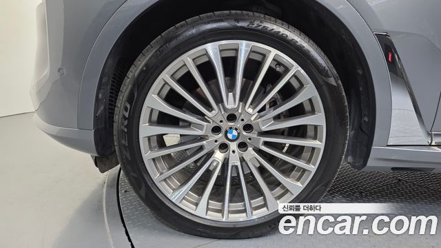 BMW X7 (G07) xDrive 40d Design Pure Excellence 7-Seater 2023 — фото 5