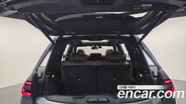 BMW X7 (G07) xDrive 40d Design Pure Excellence 7-Seater 2023 — фото 17