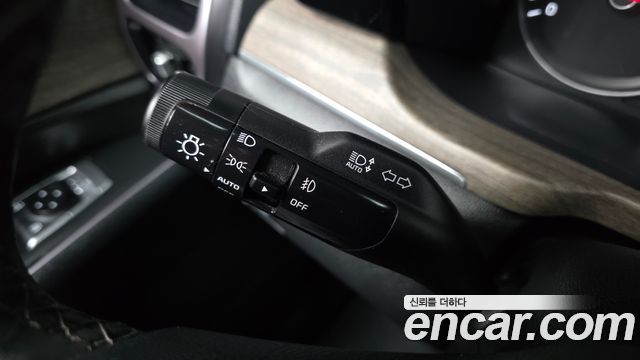 Kia Sorento (IV) Diesel 2.2 4WD Prestige 2023 — фото 36
