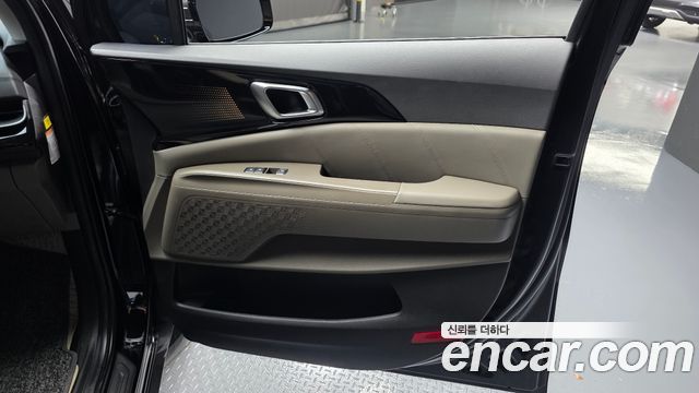 Kia Carnival (IV) HEV 9seater Gravity 2025 — фото 25