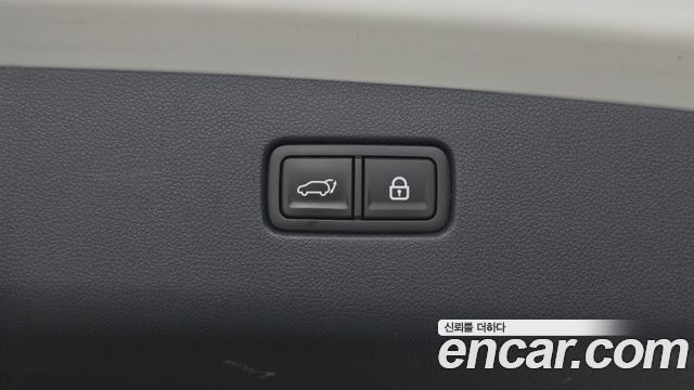 Genesis GV70 2.2 Diesel 2WD 2021 — фото 19
