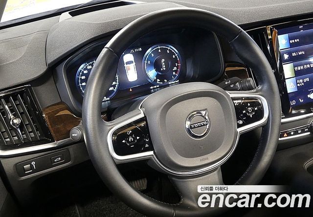 Volvo S90 T5 Momentum 2017 — фото 15