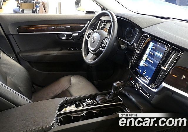 Volvo S90 T5 Momentum 2017 — фото 22