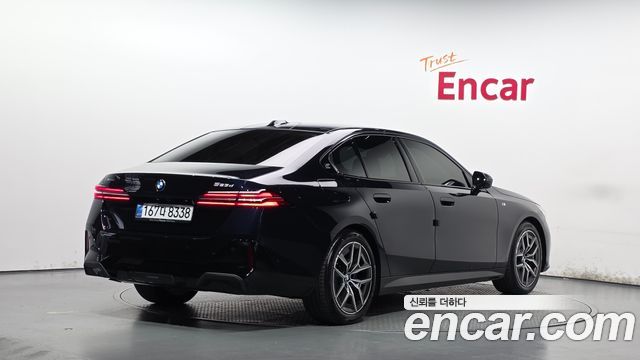 BMW 5 Series (G60) 523d xDrive M Sport 2025 — фото 2