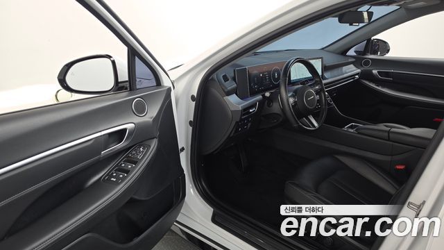 Hyundai Sonata The Edge (DN8) 2.0 Premium 2024 — фото 10