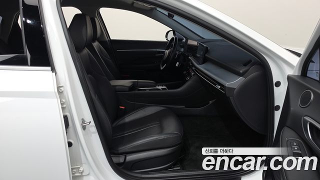 Hyundai Sonata The Edge (DN8) 2.0 Premium 2024 — фото 26
