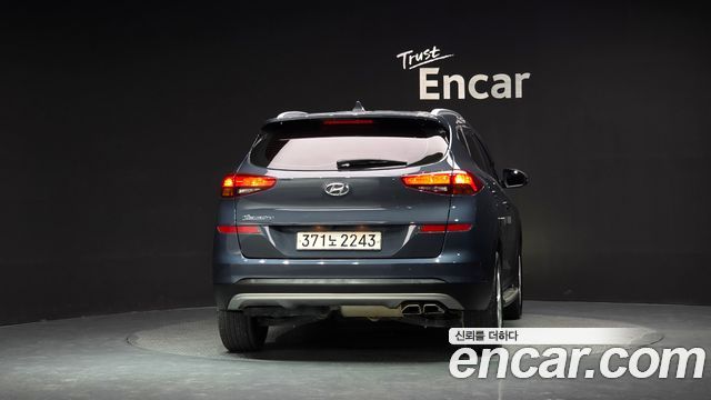 Hyundai Tucson Diesel 2.0 2WD Modern 2020 — фото 4